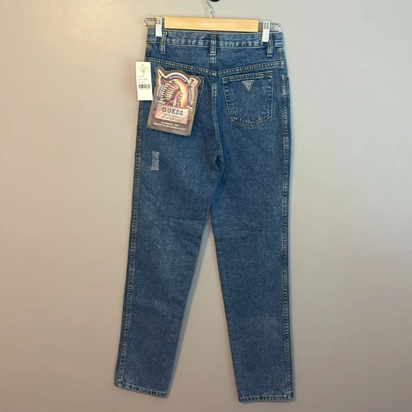 Guess Classics Fit Slim Leg Jeans NWT Size 16/28 - Picture 2 of 7